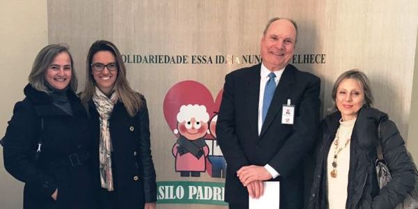 Visita ao Asilo Padre Cacique